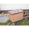 Naravna pletena košara za drva obšita - na koleščkih