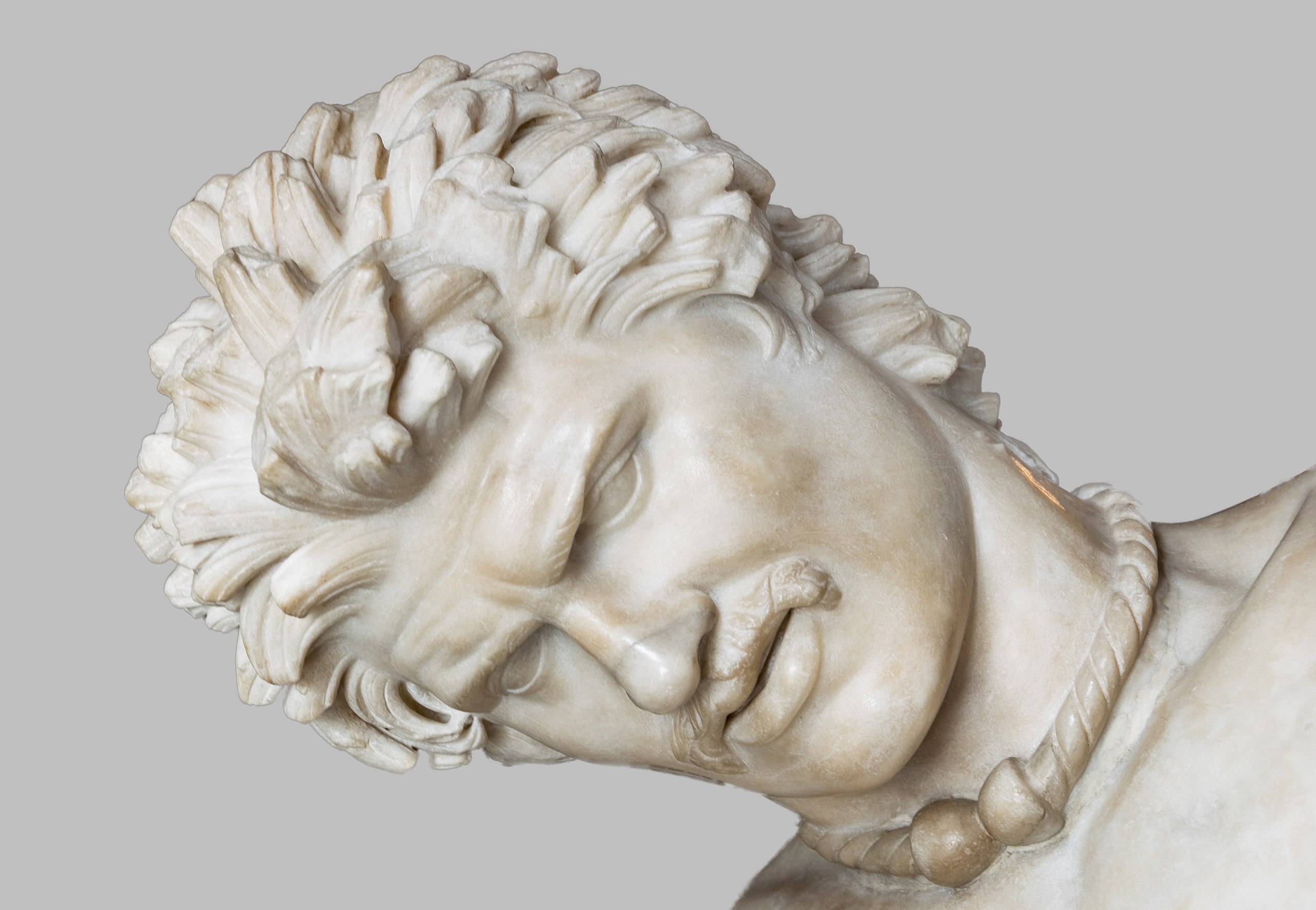 2560px-Dying_Gaul_(Head)