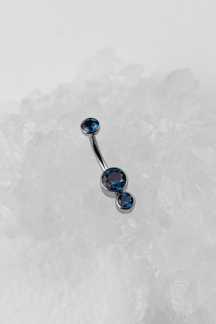 Titanový piercing do pupíku s vnitřním závitem a zirkonem Gemini London Blue