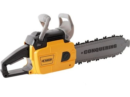 Motorová pila se zvukem a světlem