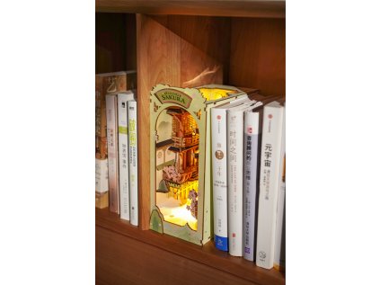 RoboTime 3D skladačka Zarážka na knihy Miniatúra domčeka Sakura