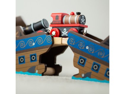 Bigjigs Rail Pirátsky vlak + 3 koľaje