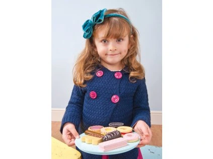 TV298 Biscuits Set Lifestyle