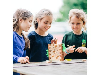 Bigjigs Toys Drevená motorická hra Padajúca džungľa