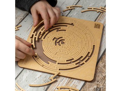 EW01 11