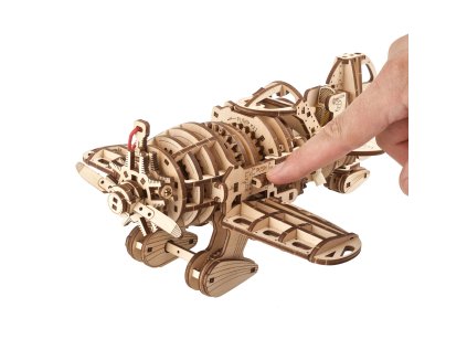 Ugears 3D drevené mechanické puzzle Lietadlo Mad Hornet