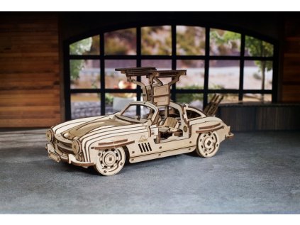Ugears 3D drevené mechanické puzzle Auto Winged Sports Coupe