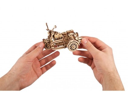 Ugears 3D drevené mechanické puzzle Vojenské nákladné auto