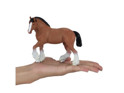 Mojo Clydesdalský kôň hnedý