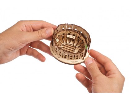 Ugears 3D drevené mechanické puzzle Rímske Koloseum