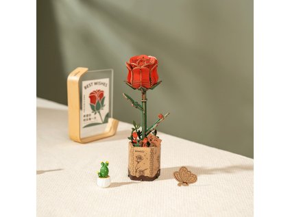 RoboTime 3D drevená skladačka Červená ruža