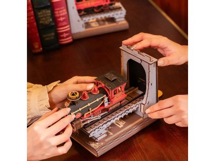 RoboTime 3D skladačka Zarážka na knihy Historický parný vlak