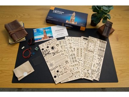 Ugears 3D drevené mechanické puzzle Alexandrijský maják