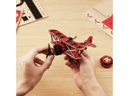 RoboTime 3D mechanická skladačka 
Dvojplošník s kyvadlom