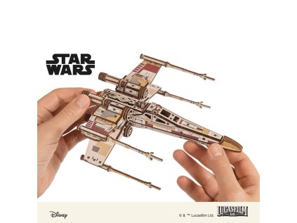 Ugears 3D drevená mechanická skladačka Star Wars Luke Skywalker X-Wing stíhačka