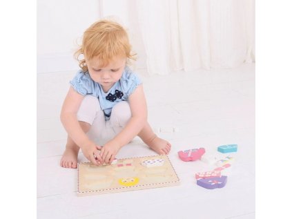 Bigjigs Baby Oblékací puzzle dievčatko