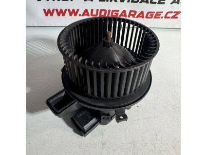4M1820021B - Ventilátor topení | A4 B9