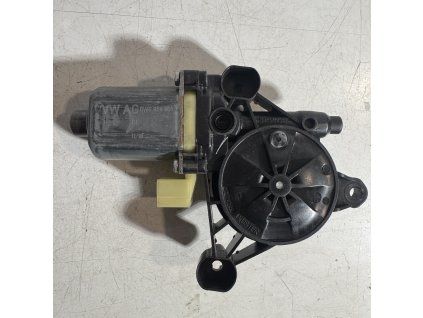 8W0959801 - Motor stahovačky přední levý | A4 B9