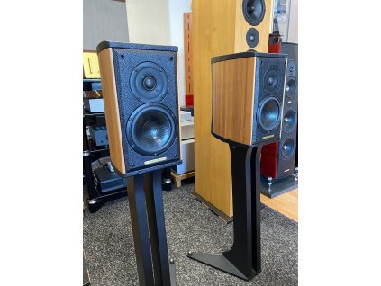 sonus faber liuto monitor wood 1