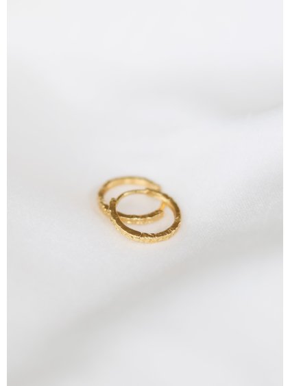 CB5C7B46 19AE 4934 9E9C 9B326BA5E611