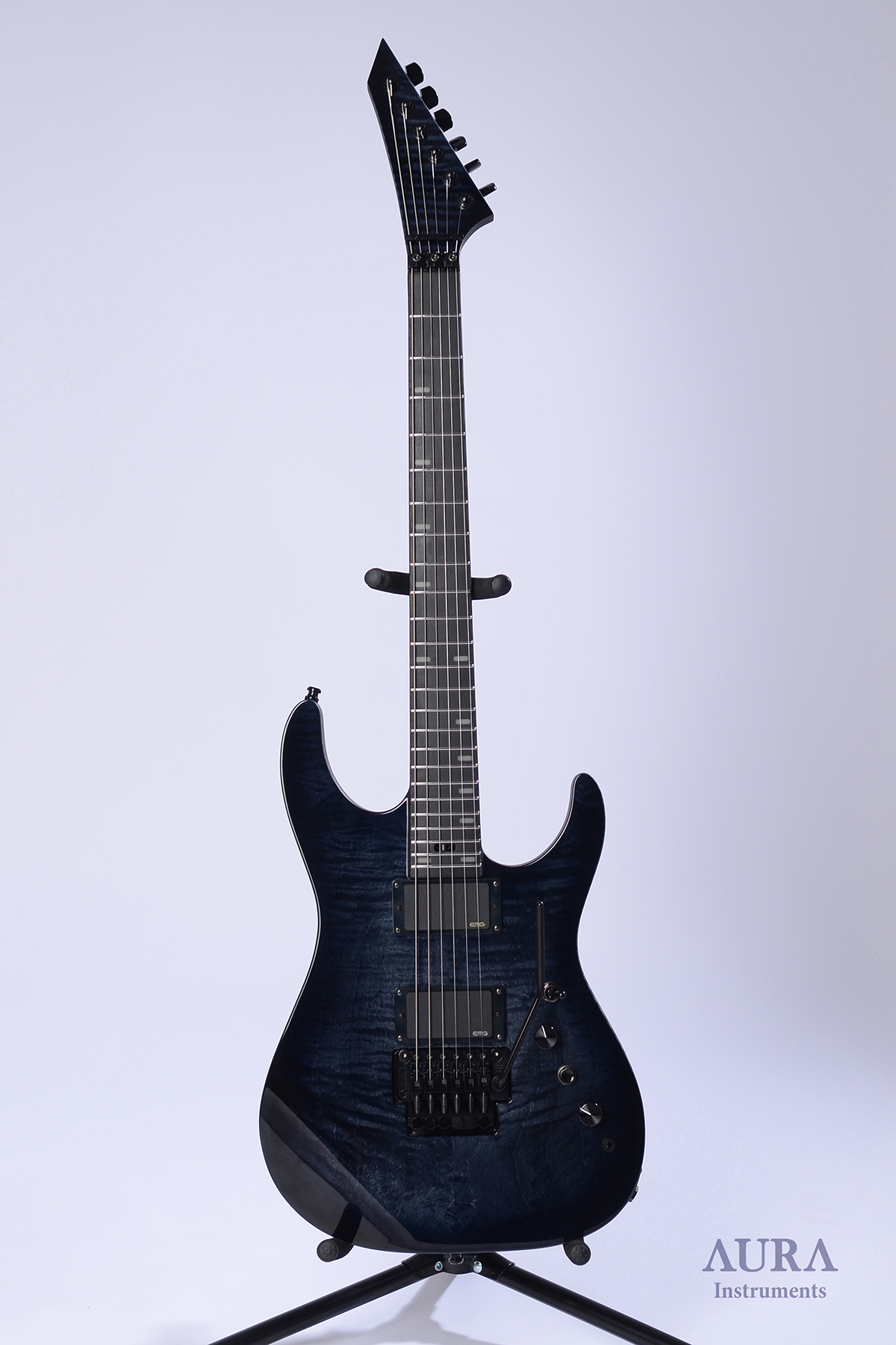 Handmade electric guitar Aura Black Pearl
