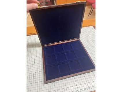 76822 3 pouzite etue quadrum 12x druha rozmer foto