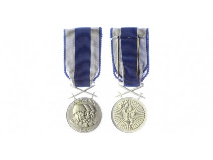 Československá vojenská medaile Za zásluhy, stříbrná medaile, Praha 1945 - 1947