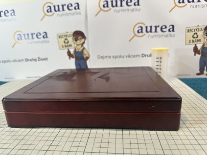 77110 1 pouzite drevena etue rozmer foto