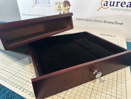 Použité - Dřevěná etue se šuplíkem - Rozměr foto