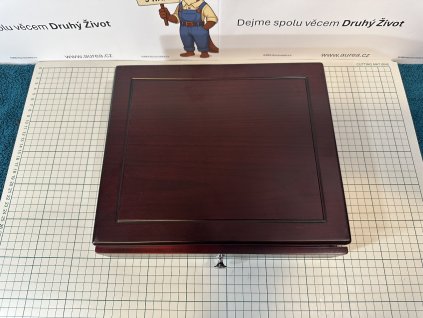 Použité - Dřevěná etue se šuplíkem - Rozměr foto