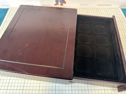 Použité - Dřevěná krabička se šuplíkem + Plato malé 12 Quadrum