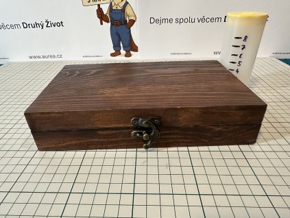 Použité - Dřevěná krabička s bublinkami - Rozměr foto
