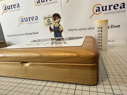 Použité - Dřěvěná Krabička Artia - Rozměr foto