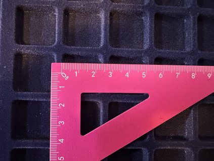 Použité - Kufřík hliníkový s platy  - Rozměr foto