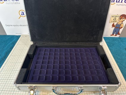 Použité - Kufřík hliníkový s platy  - Rozměr foto