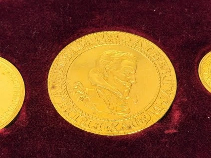 80989 4 av medaile albrechta z valdstejna