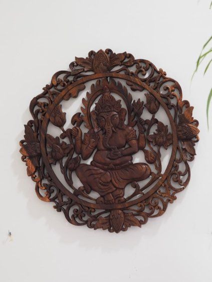 25 Drevorezba Bali Ganesha