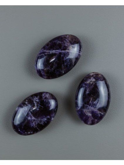 12 Ametyst oval hmatka