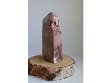 Růžový ametyst - obelisk 154 g