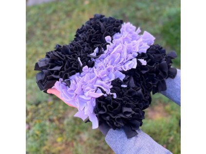 čuchací koberček 30 x 30 cm, čierno fialový