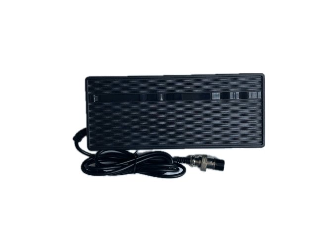 Nabíječka pro elektrokoloběžku BT501
