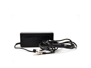 Nabíječka baterie pro elektrokoloběžku BLUETOUCH BT350