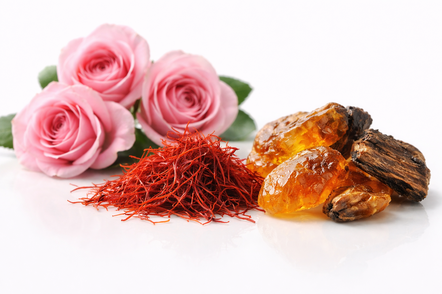 Srdce vůně: růže, šafrán a amberwood