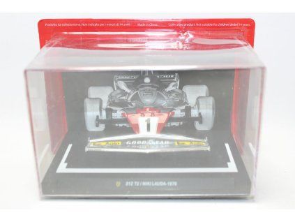 Model formule Ferrari 312T2 Niki Lauda 1:24