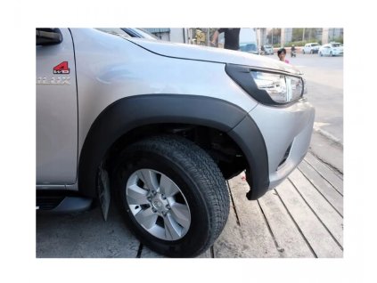 Rozšiřovací lemy - Toyota Hilux revo (2015-2020)
