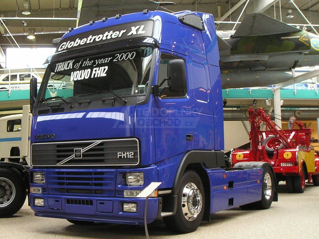 Козырек volvo fh12