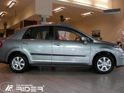 467 bocni listy dveri nissan tiida 2006 2012