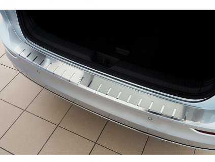 Kryt prahu pátých dveří VW Golf VIII 2020-2025 Variant • nerez