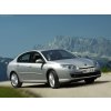 5532(3) vana do kufru renault laguna iii 2007 2015 hatchback bez soundsystemu protiskluzova
