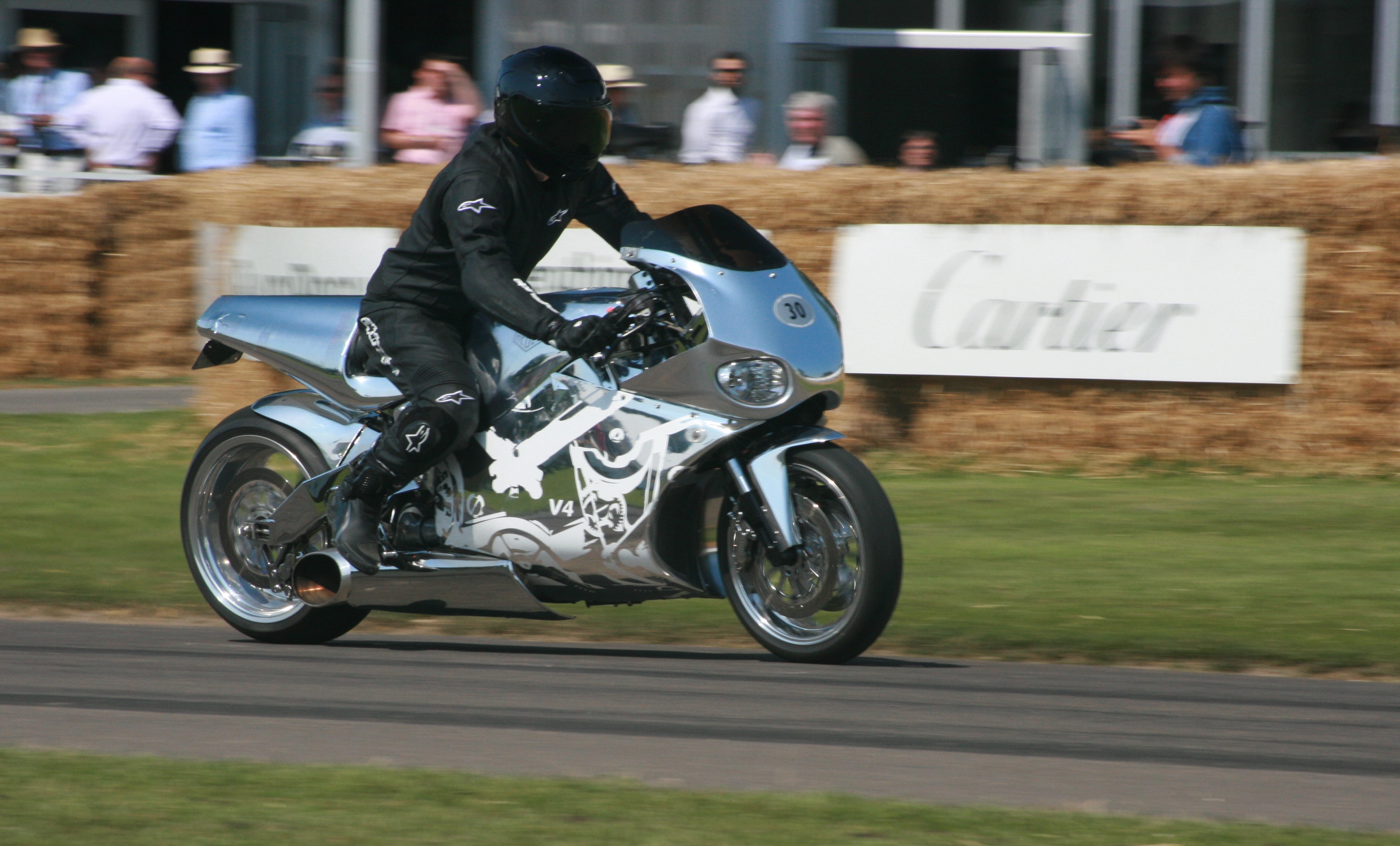 MTT_Streetfighter_Turbine_-_Flickr_-_Supermac1961